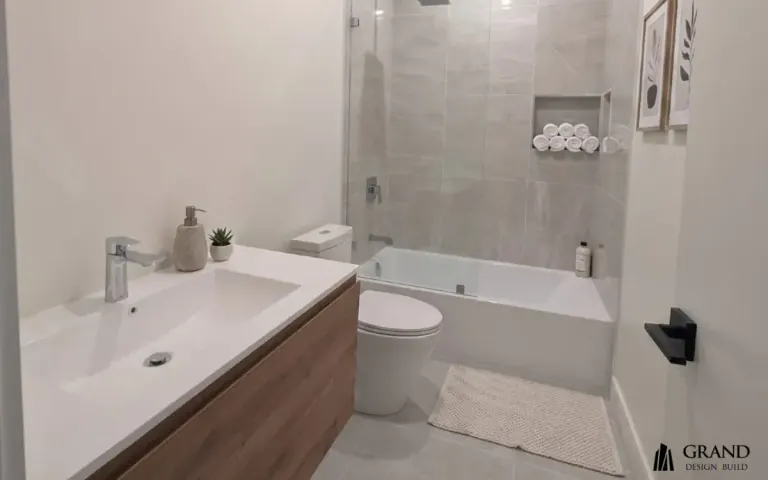 Bathroom renovation in Toronto by Grand Design Build