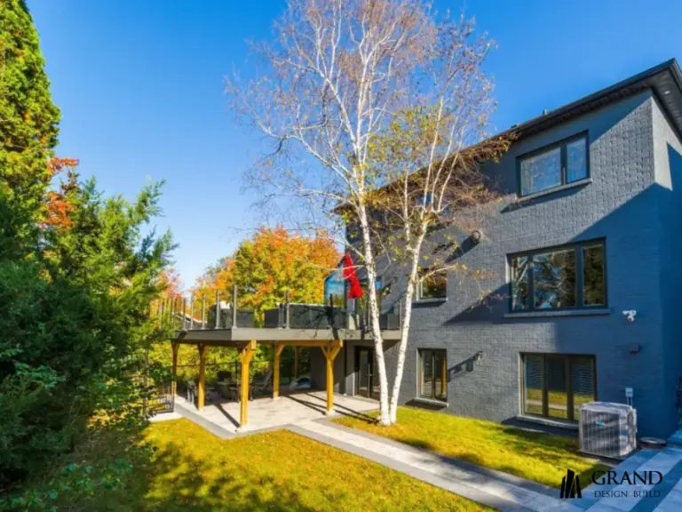 Custom build in Toronto by Grand Design Build
