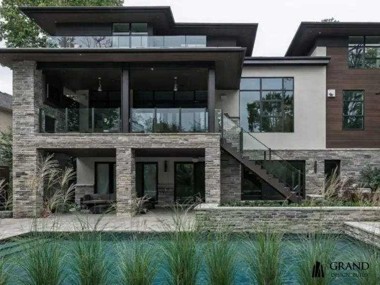 Custom build in Toronto by Grand Design Build