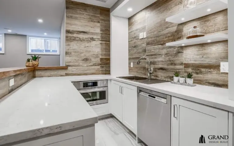 Kitchen renovation in Toronto by Grand Design Build