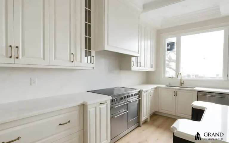 Kitchen renovation in Toronto by Grand Design Build