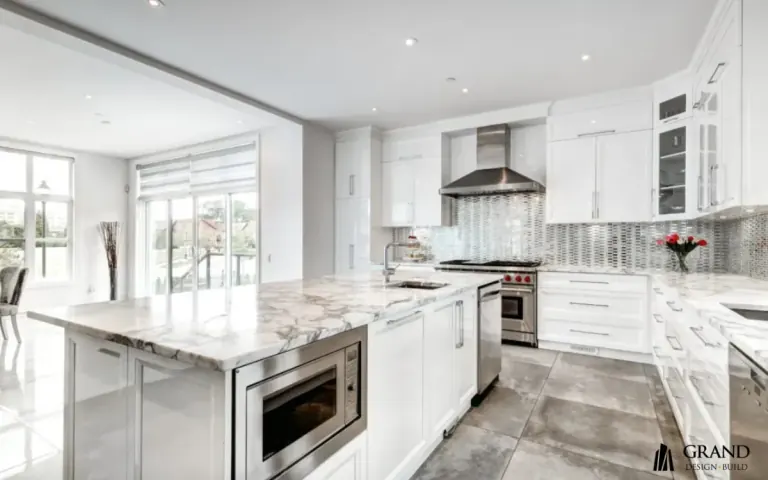 Kitchen renovation in Toronto by Grand Design Build