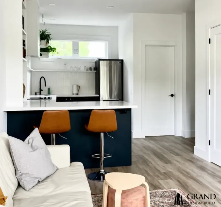 Laneway suite in Toronto by Grand Design Build